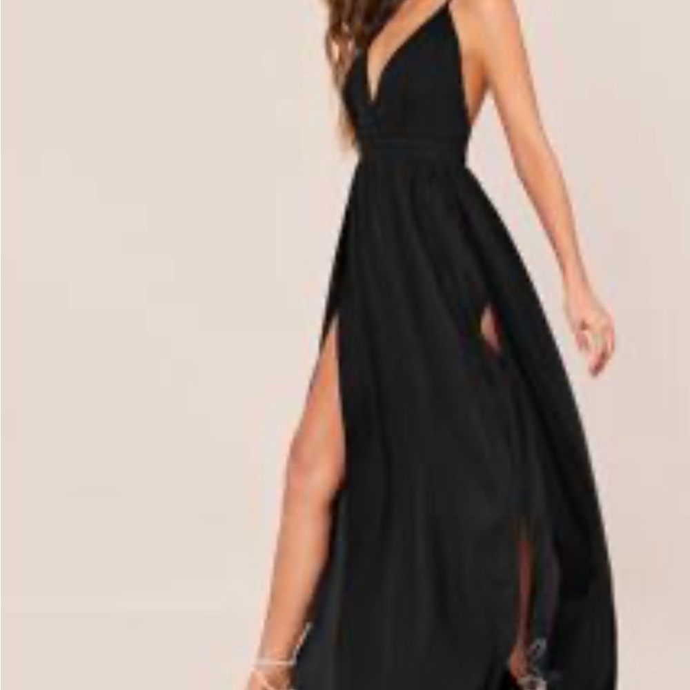 Elegant Black Maxi Dress